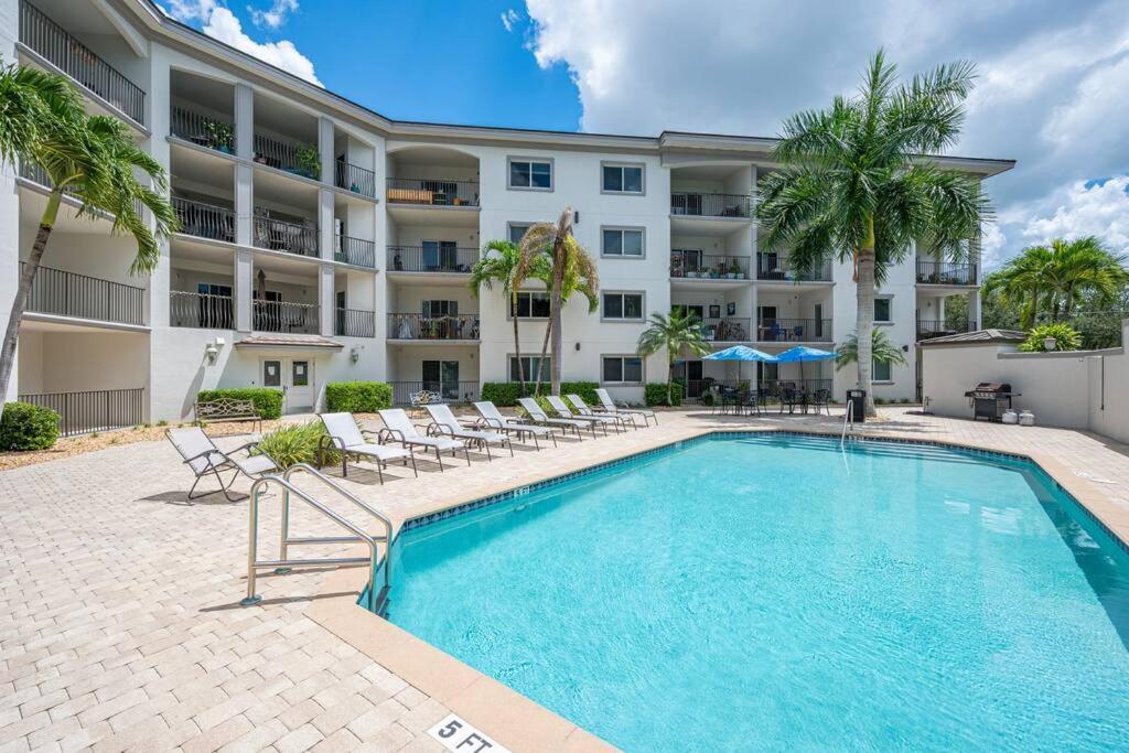 Modern Beach Condo In Central Naples! Dış mekan fotoğraf